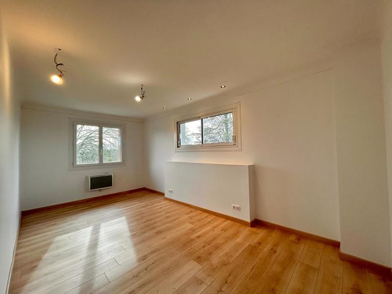 Maison - 143 m² - 6 pièces