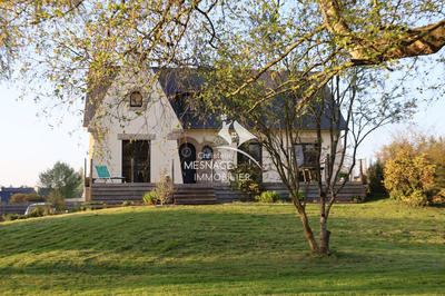 Maison - 143 m² - 6 pièces