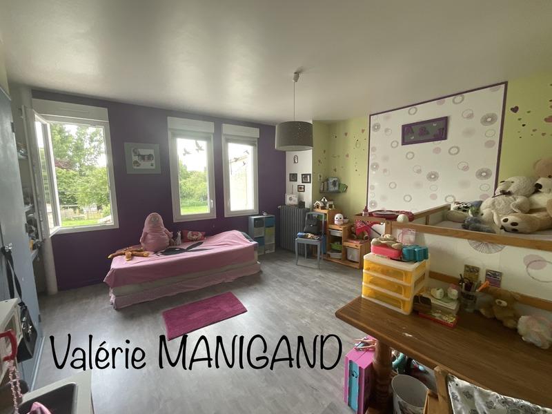 Maison - 260 m² - 9 pièces