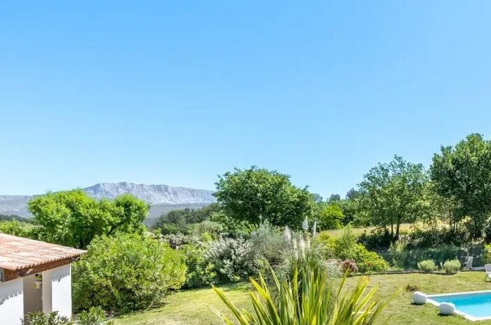 Maison - 177 m² - 5 pièces