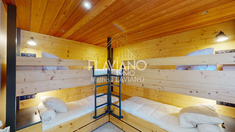 Maison - 147 m² - 7 pièces