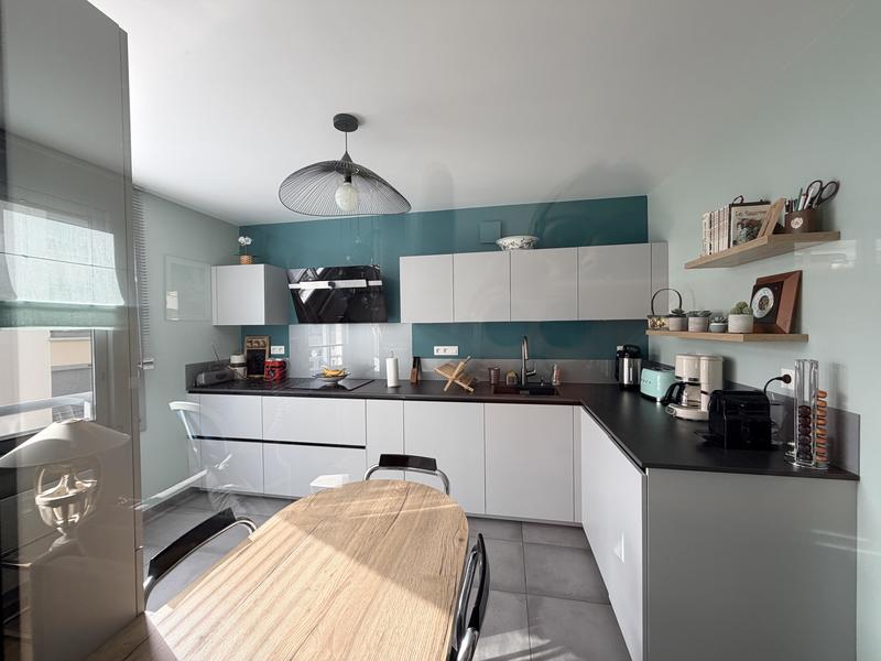 Appartement - 84 m² - 3 pièces