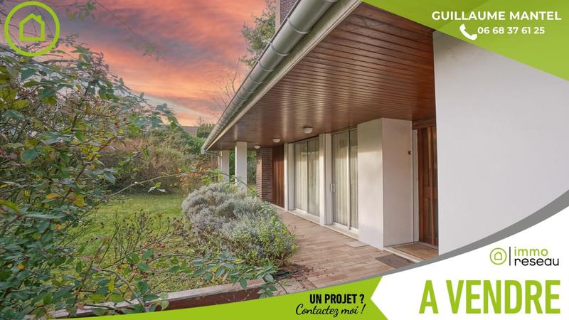 Maison - 222 m² - 8 pièces