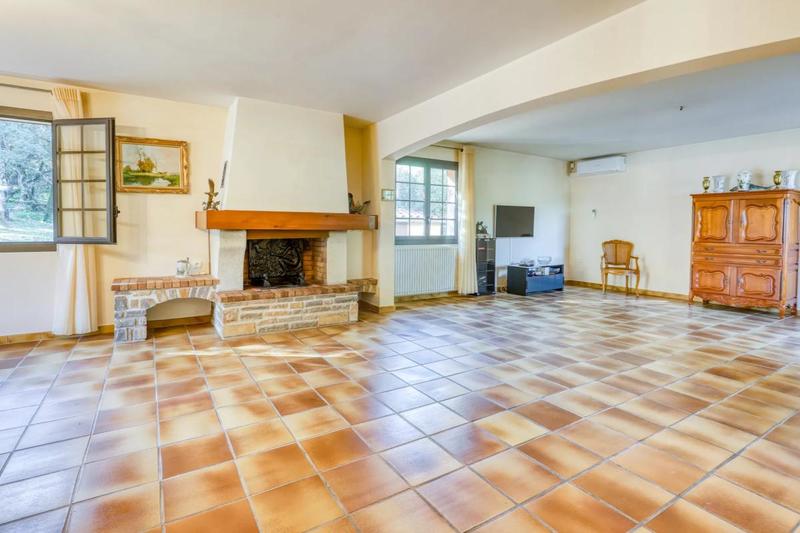 Maison - 185 m² - 4 pièces