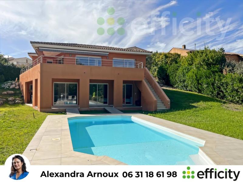 Villa - 175 m² - 6 pièces