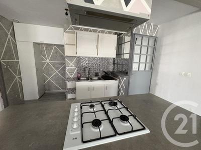 Maison - 60 m² - 3 pièces