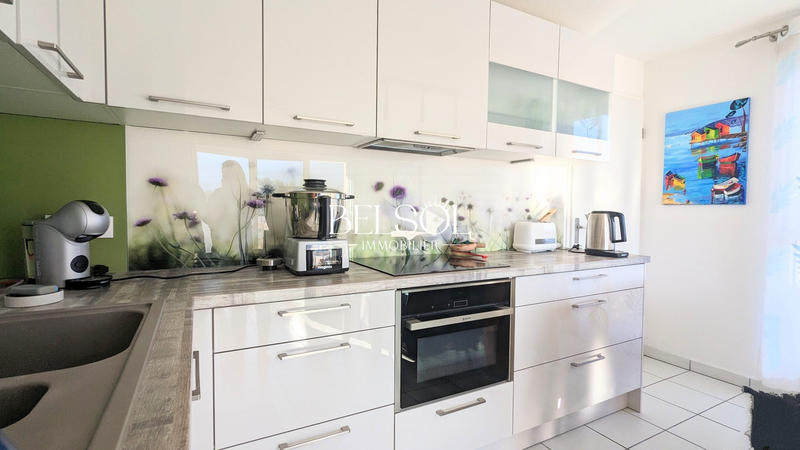 Appartement - 70 m² - 3 pièces