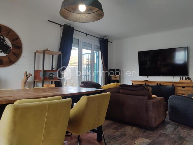 Villa - 100 m² - 5 pièces