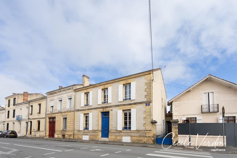 Maison bourgeoise - 200 m² - 8 pièces