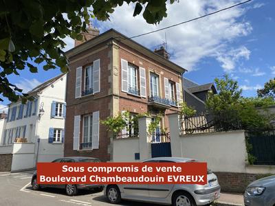 Maison de ville - 92 m² - 5 pièces