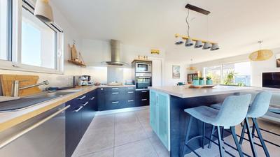 Maison - 110 m² - 6 pièces