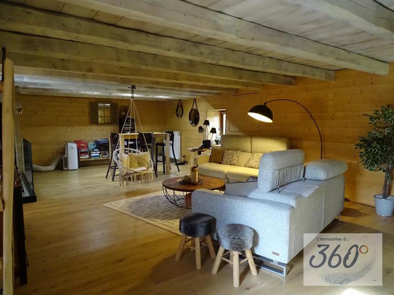 Maison - 194 m² - 6 pièces