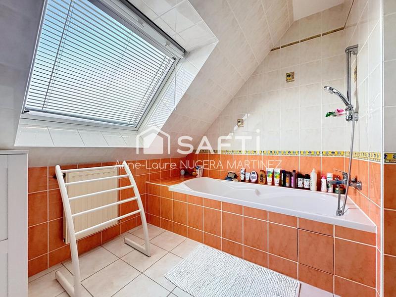 Maison - 118 m² - 7 pièces