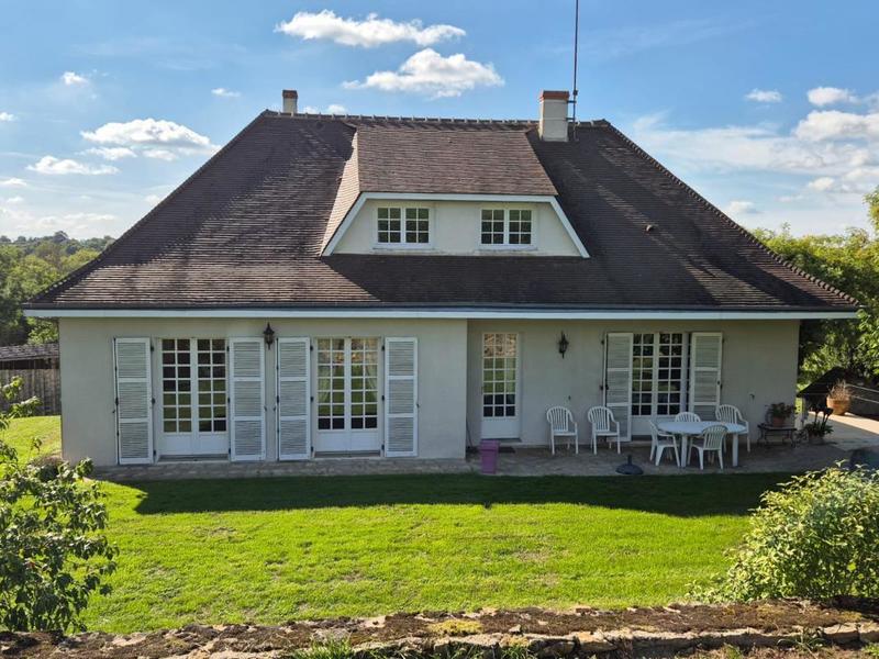 Pavillon - 136 m² - 5 pièces