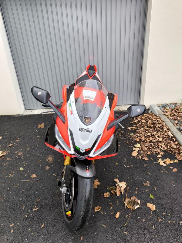 Aprilia Rsv4
