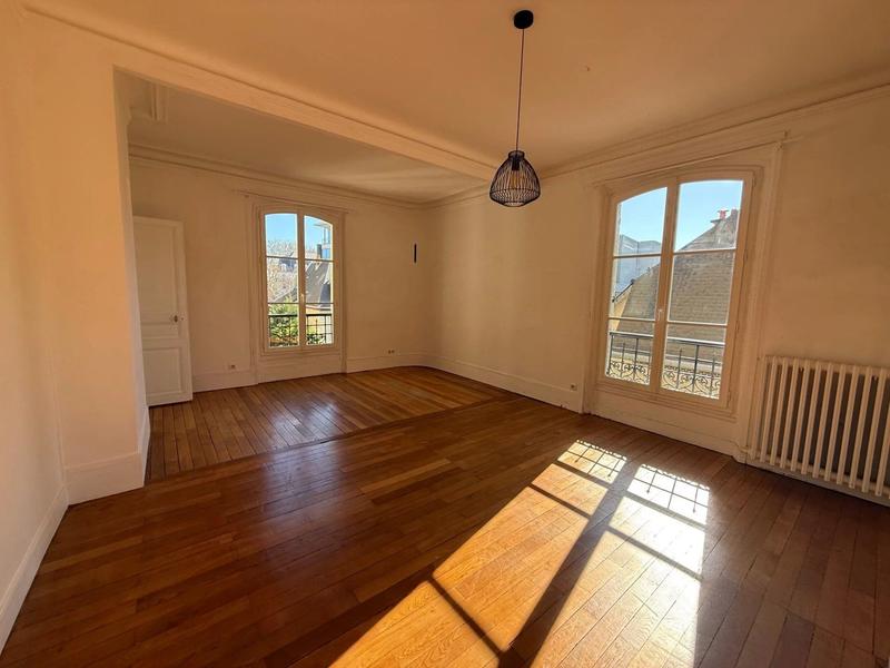 Appartement - 85 m² - 3 pièces