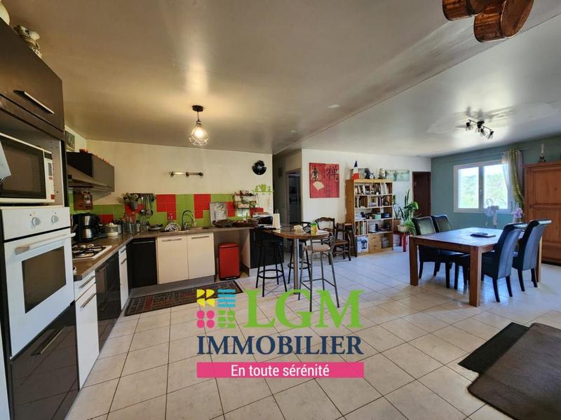 Maison - 111 m² - 3 pièces