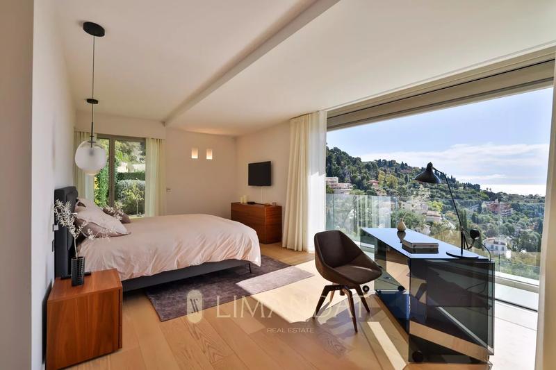 Villa - 330 m² - 10 pièces