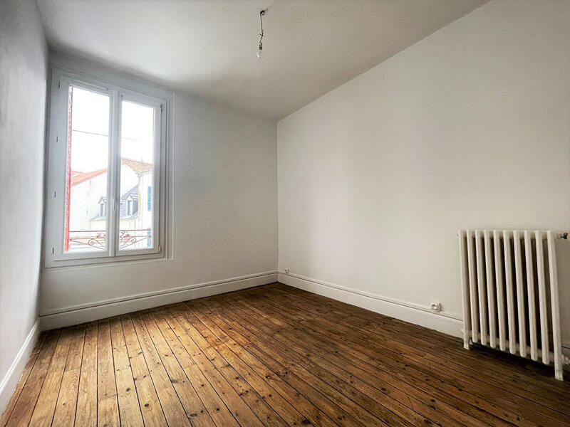 Immeuble - 9 pièces