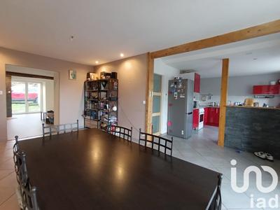 Maison - 96 m² - 5 pièces