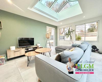 Maison - 107 m² - 5 pièces