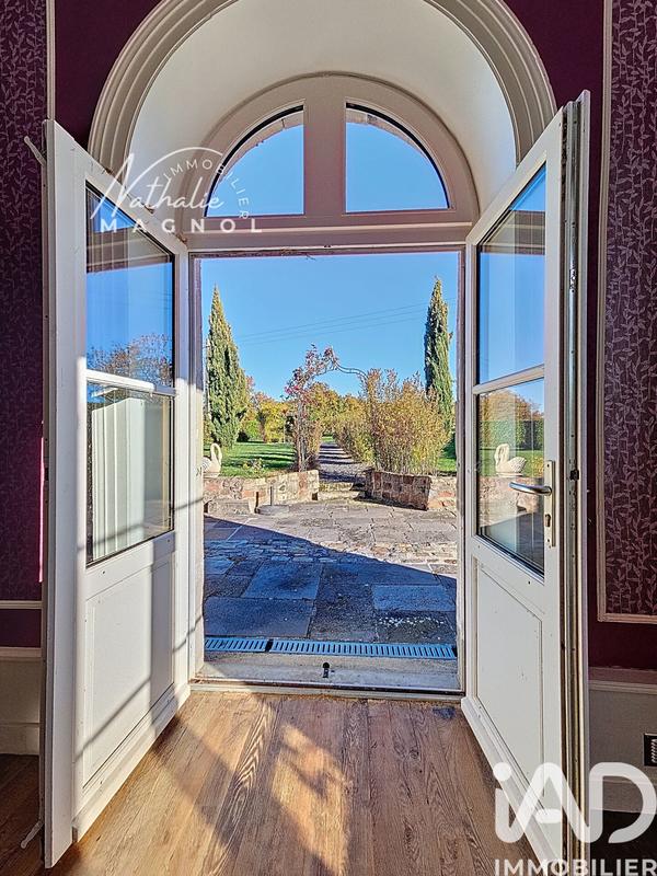 Maison - 197 m² - 8 pièces