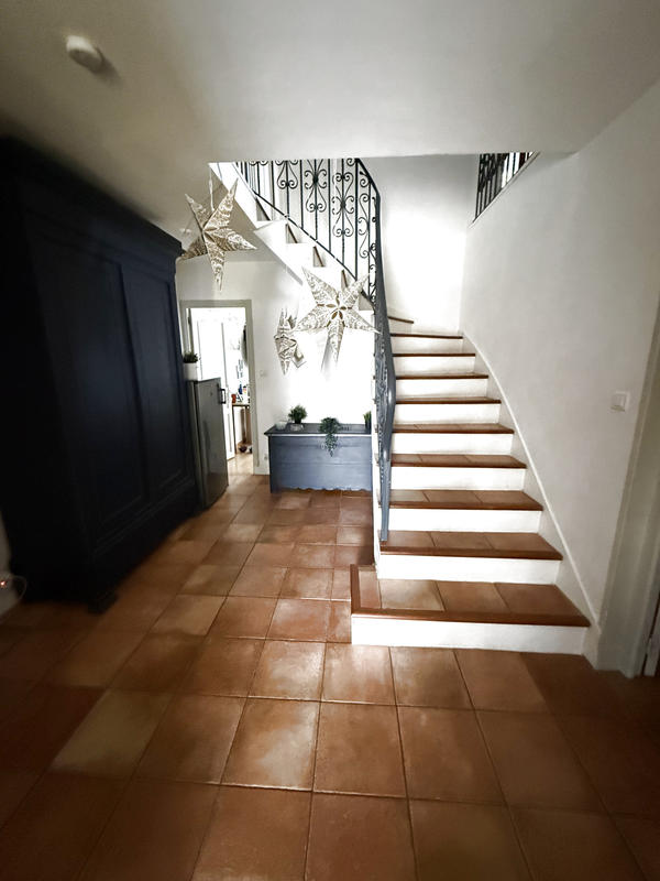 Maison - 211 m² - 10 pièces