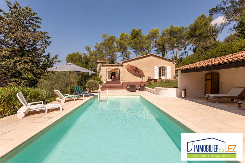 Villa - 220 m² - 7 pièces