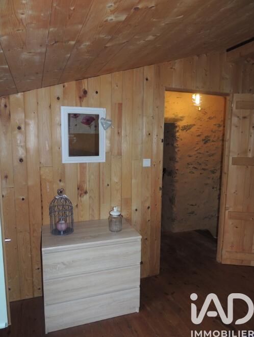 Maison - 180 m² - 8 pièces