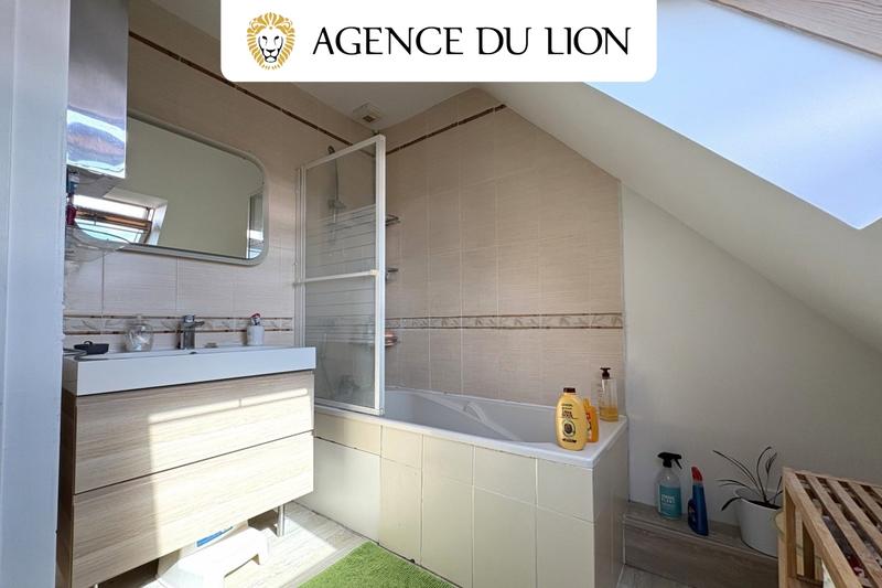 Maison - 138 m² - 8 pièces