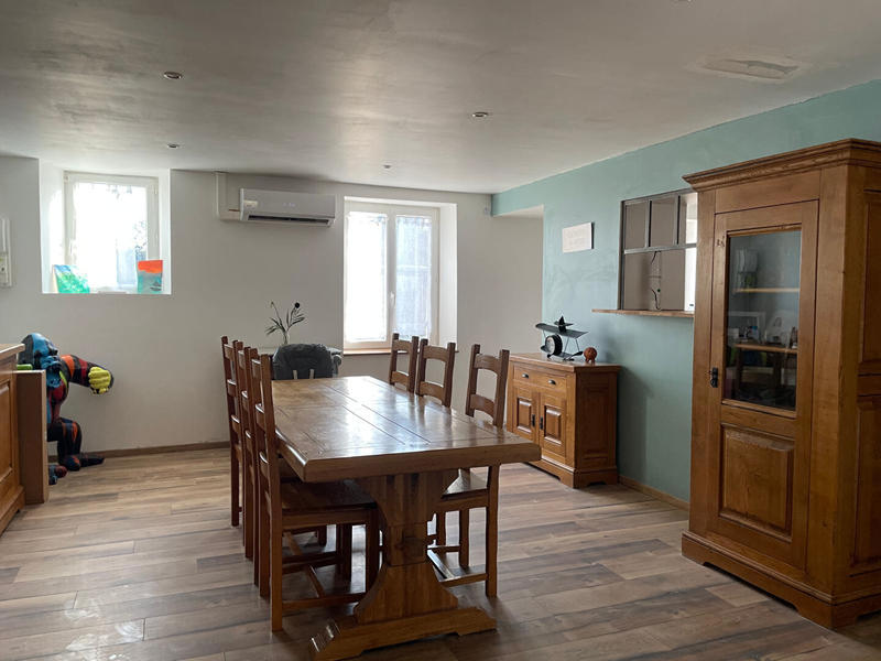 Maison - 190 m² - 8 pièces