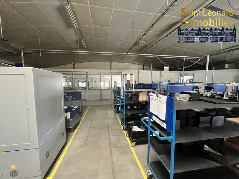 Local d'activités - 2 550 m²