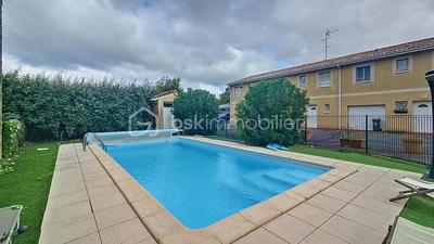 Maison - 85 m² - 4 pièces