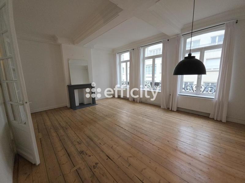 Appartement - 96 m² - 3 pièces