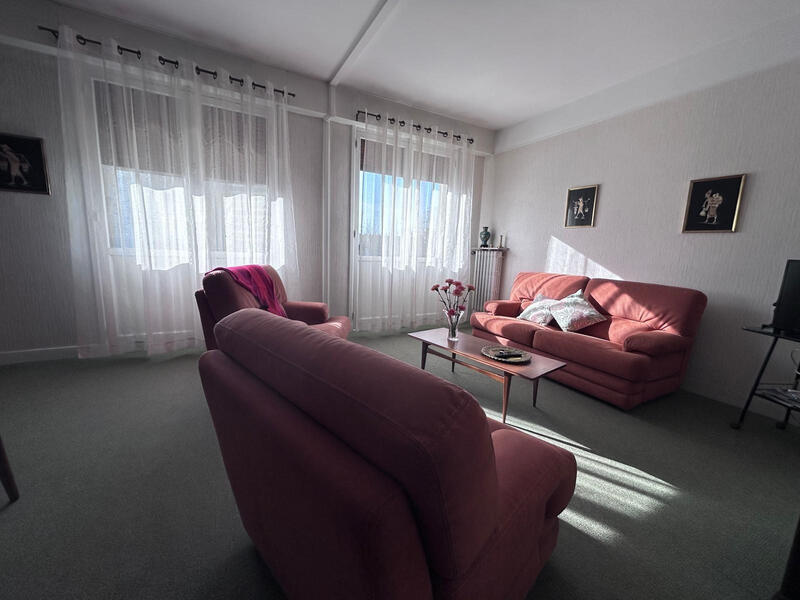 Appartement - 70 m² - 3 pièces