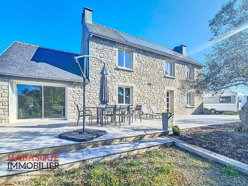 Maison - 143 m² - 6 pièces