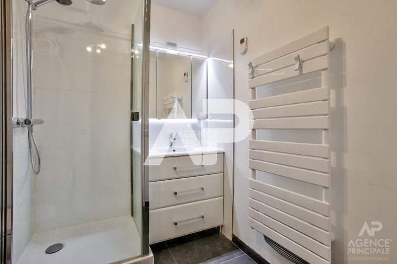 Appartement - 96 m² - 4 pièces