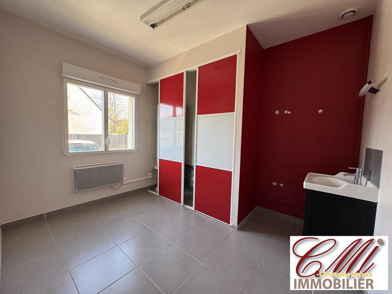 Local commercial - 74 m² - 3 pièces