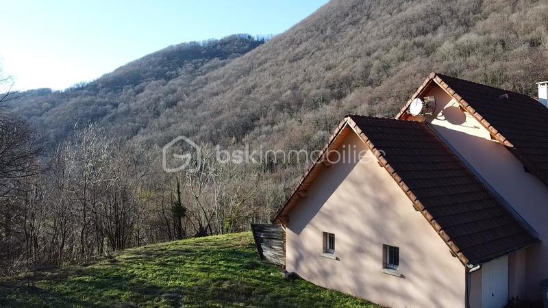 Maison - 139 m² - 6 pièces