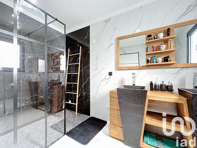 Maison - 150 m² - 6 pièces