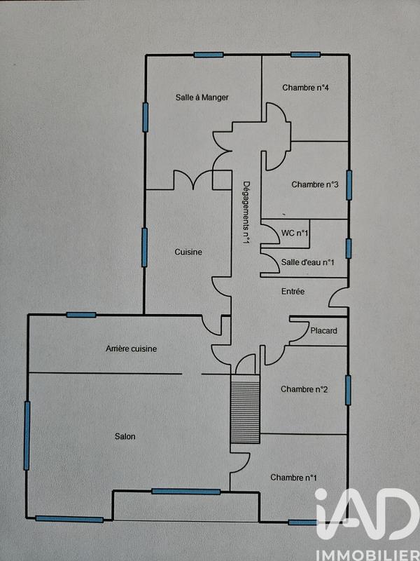 Maison - 255 m² - 7 pièces