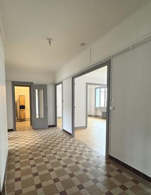 Appartement - 117 m² - 5 pièces