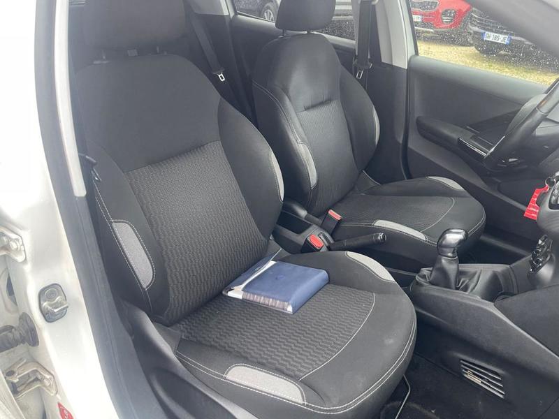 Peugeot 208 1.6 BlueHDi 75ch Bvm5 5 Places Style