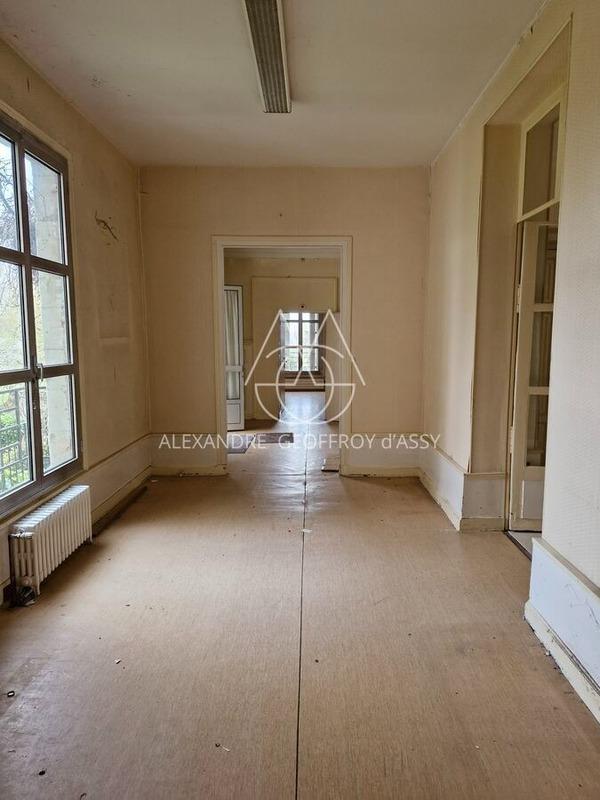 Hôtel particulier - 810 m² - 21 pièces