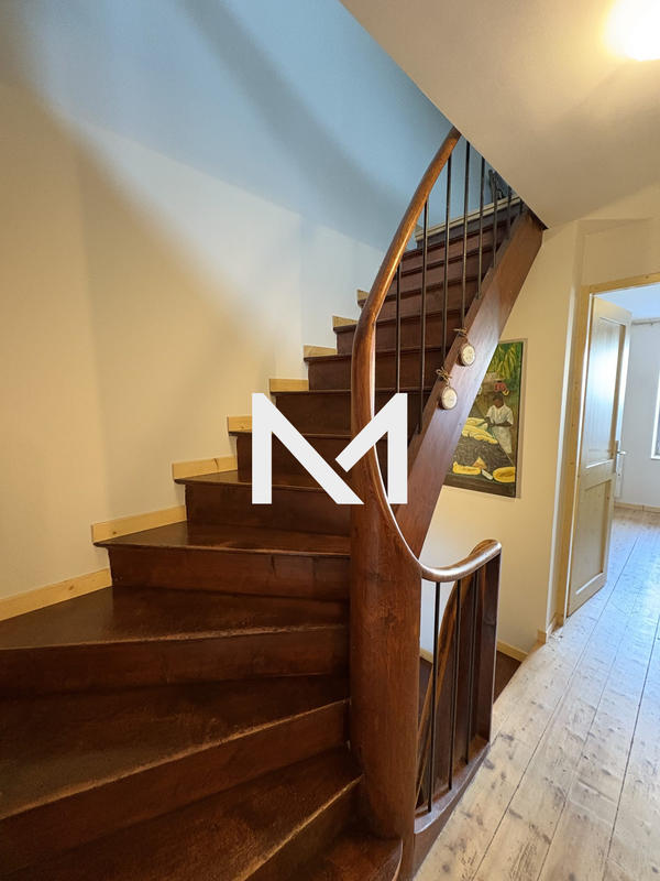 Maison ancienne - 107 m² - 4 pièces
