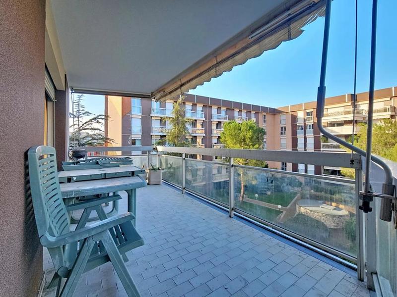 Appartement - 110 m² - 5 pièces