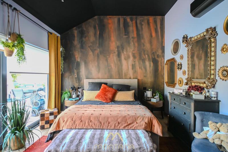 Maison - 225 m² - 7 pièces