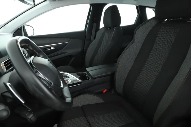 Peugeot 3008 1.5 Blue-HDi Active Pack Eat8 130 ch