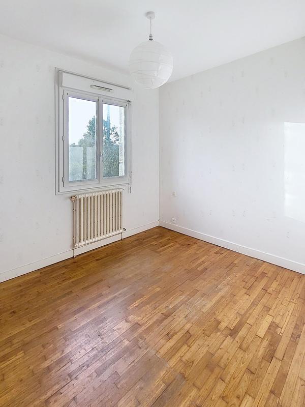 Maison - 88 m² - 6 pièces