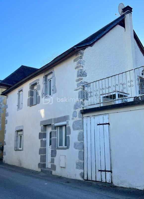 Maison de village - 87 m² - 4 pièces